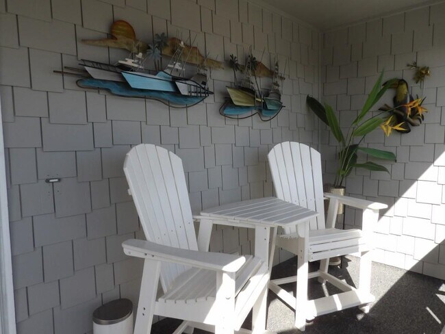 Building Photo - 4396 Baldwin Ave