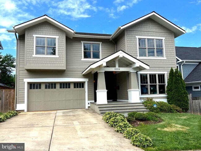 Building Photo - 10004 Wildwood Rd