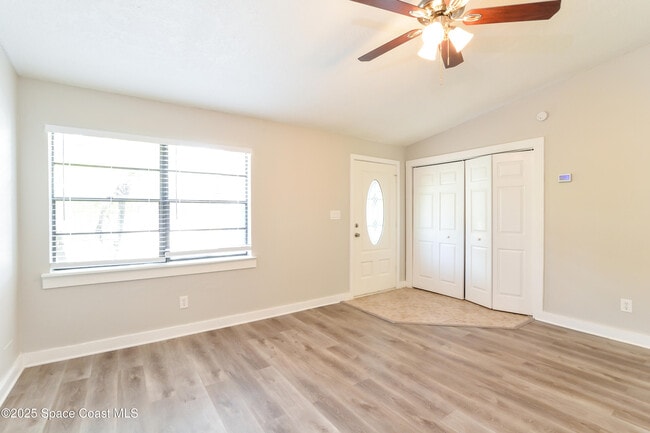 Building Photo - 7405 Calmoso Ave