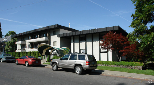 Primary Photo - Fountain Terrace Apartments