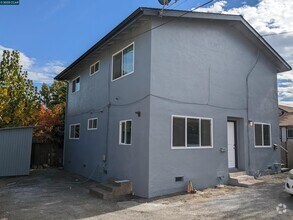 Building Photo - 2008 Marin St