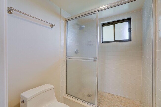 Building Photo - 400 Ocean Trail Way