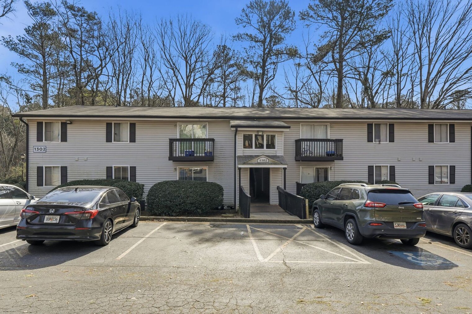 Building Photo - 1302 Stone Mill Cove