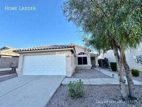 Building Photo - 363 W Bruce Ave