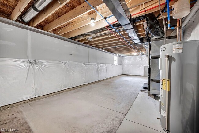 Building Photo - 704 Maple Hollow Ct