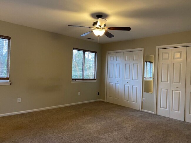 Building Photo - Chesapeake Beach