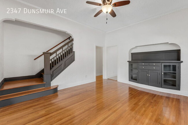 Building Photo - 2347 S Dunsmuir Ave