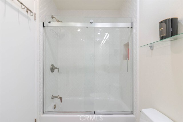 Building Photo - 11813 Ellice St