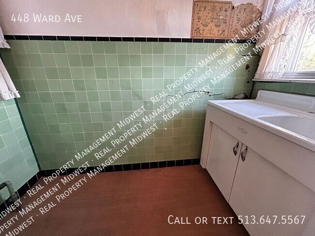 Building Photo - 448 Ward Ave