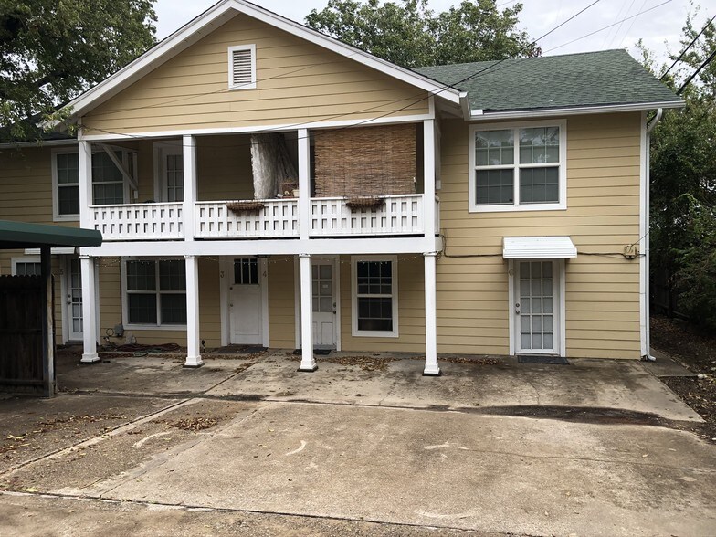 Building Photo - 1523 Owasso St