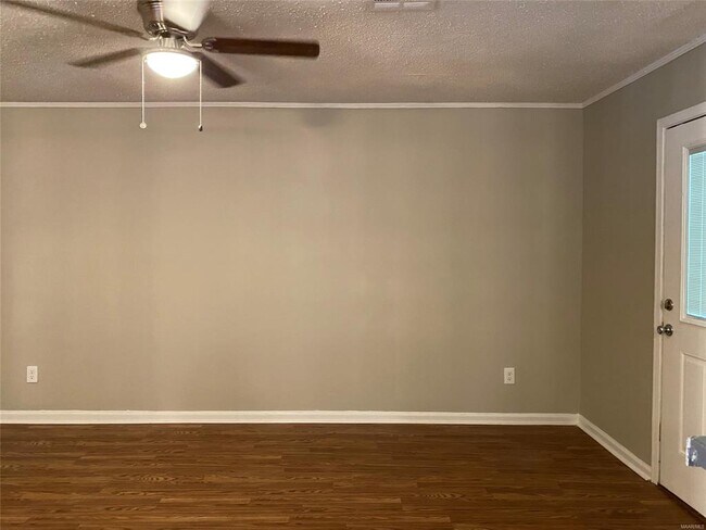 Building Photo - 1429 Dunbarton Rd