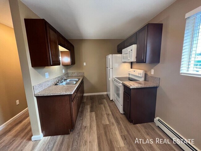 Building Photo - 12111 W Nevada Dr