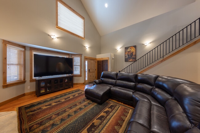 Building Photo - 1608 Gale Ct