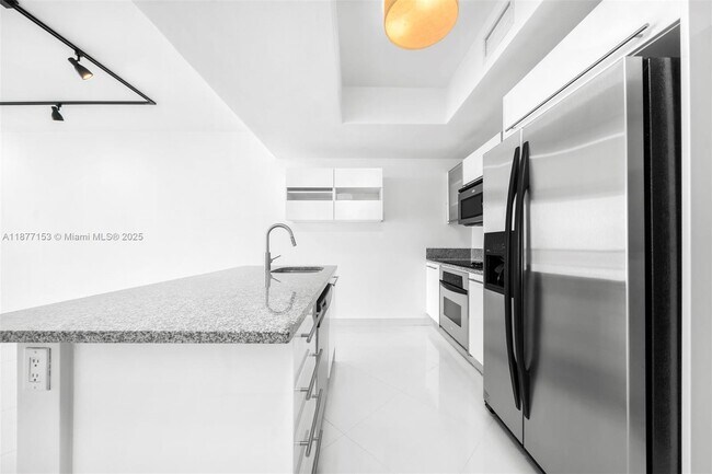 Building Photo - 888 Biscayne Blvd