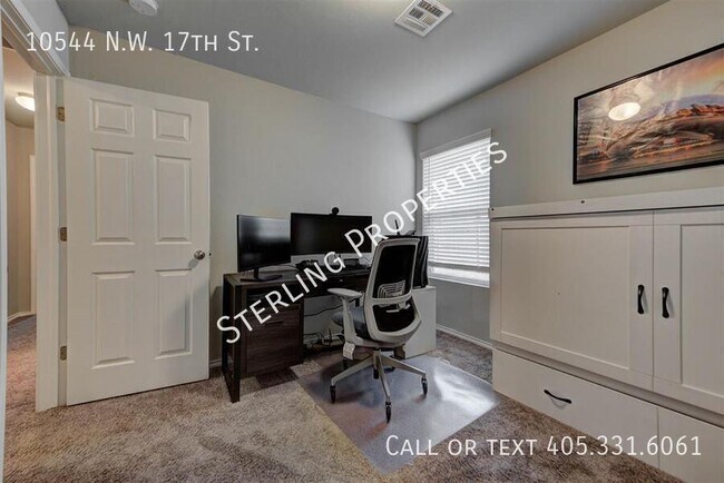 Building Photo - 10544 NW 17th St