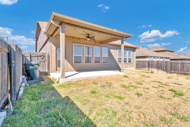 Building Photo - 131 Desert Rose Dr