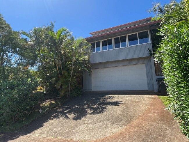 Building Photo - 2554 Halekoa Dr