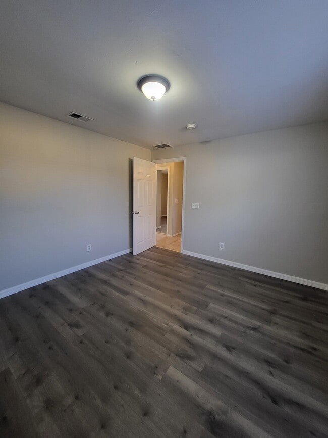 Building Photo - 3125 Blount St