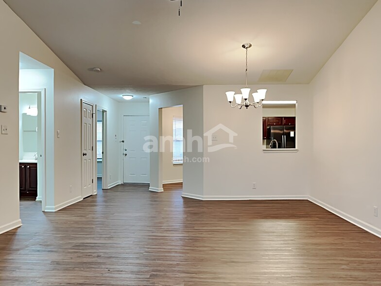 Building Photo - 7903 Whitaker Valley Blvd