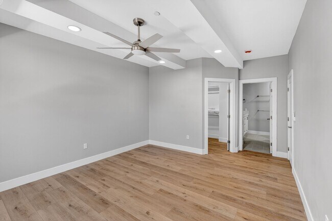 Building Photo - 1520 Independence Way