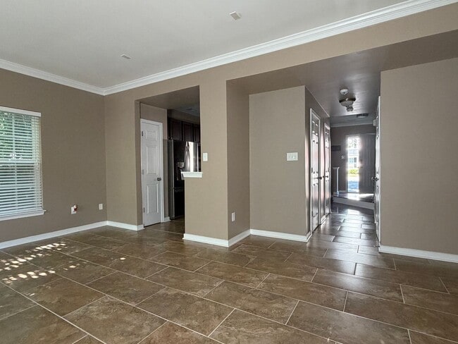 Building Photo - Upgraded 3 Bedroom Townhome North Chesterfield