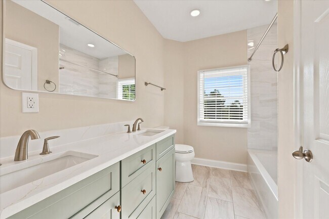 Building Photo - 1605 Brintons Bridge Rd