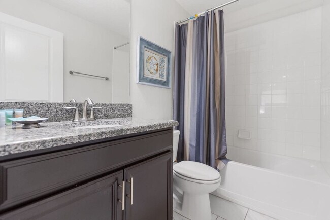 Building Photo - 4743 Kings Castle Cir