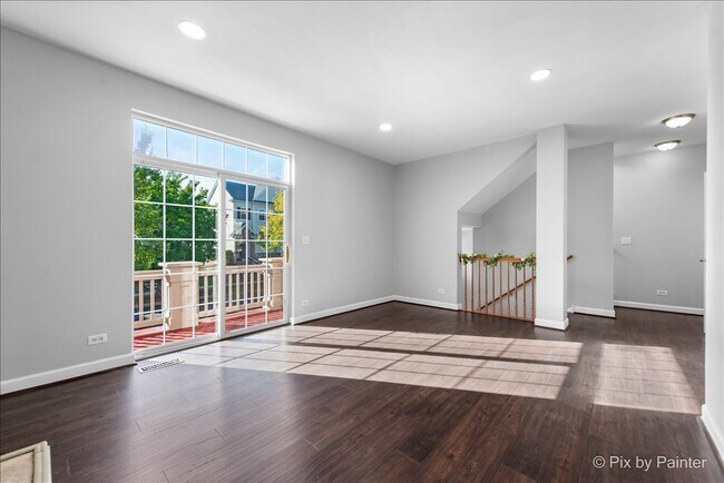 Building Photo - 1128 Bartholdi Ct