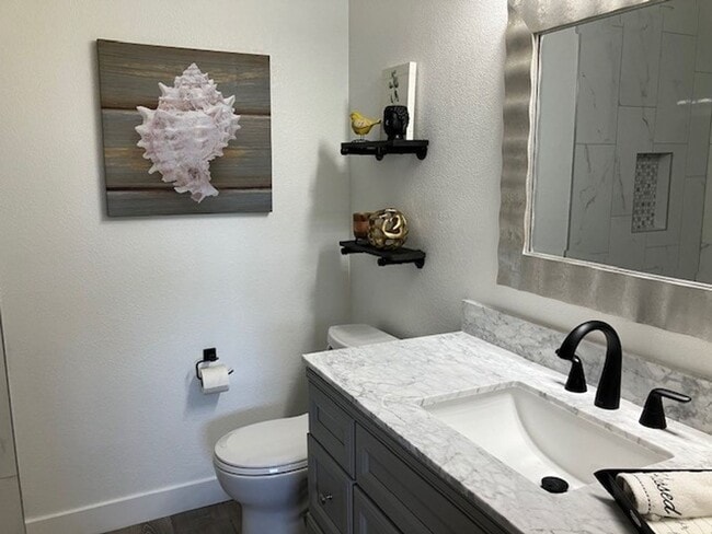 Building Photo - Great Summer Rental at a Great Price! Available any 30 day time frame between May 15 through Octo...