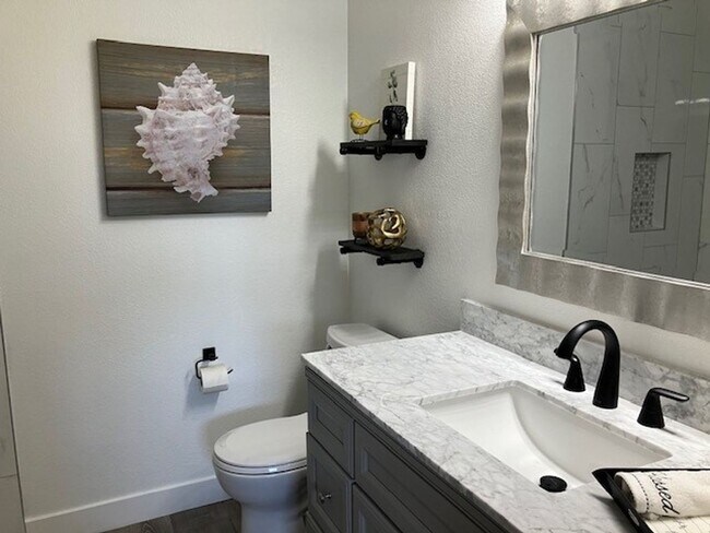 Building Photo - Great Summer Rental at a Great Price! Available May 15 through October 15, 2026 Only. Lovely cozy...