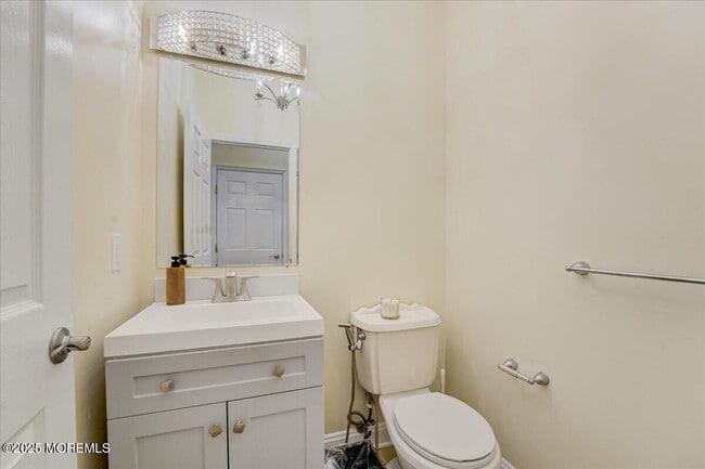 Building Photo - 11 Rockspray Ct