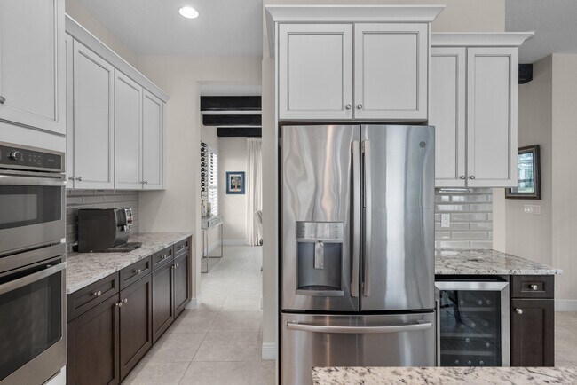 Building Photo - 13371 Machiavelli Way