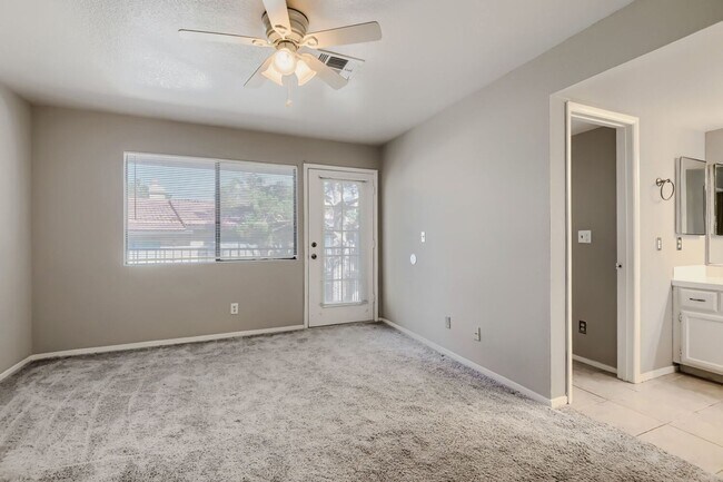 Building Photo - Townhome for Rent