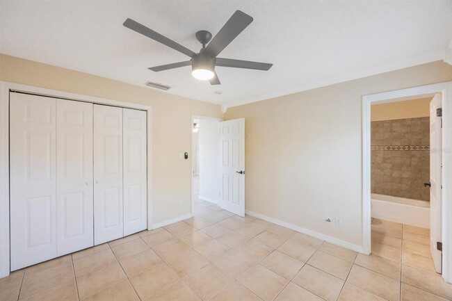 Building Photo - 5092 Beach Dr SE