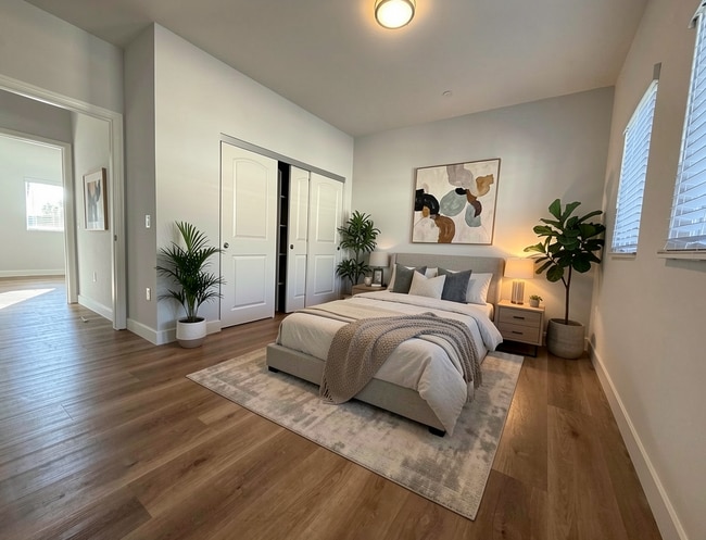 Building Photo - 300 W Foothill Blvd