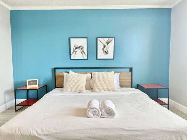 Building Photo - 215 Piedmont Ave NE