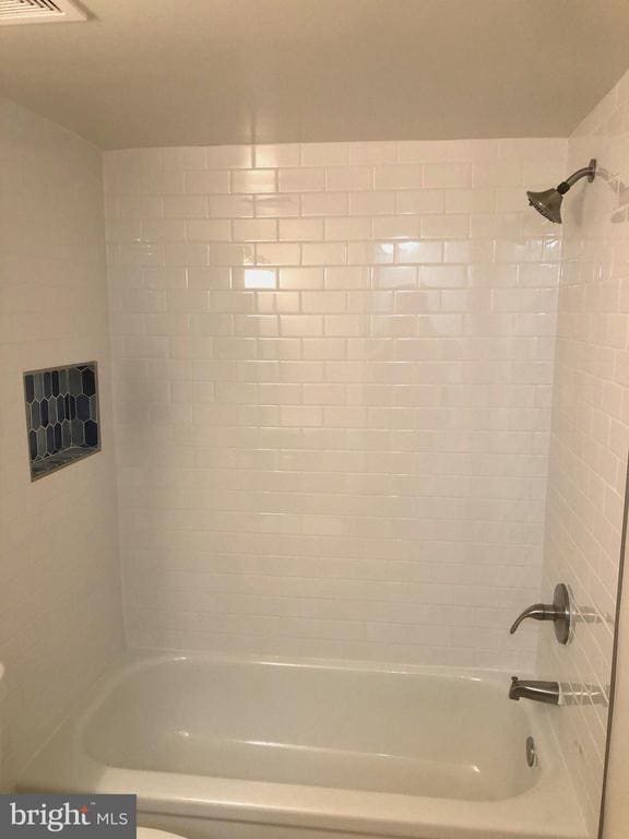 Building Photo - 884 Quince Orchard Blvd