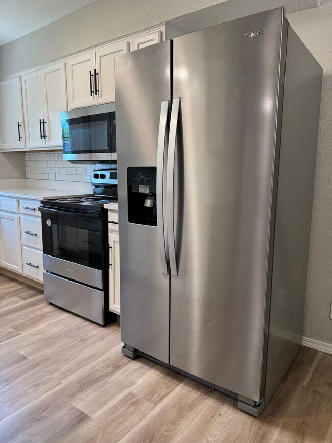 Primary Photo - Newly renovated 3 bedroom 2.5 baths