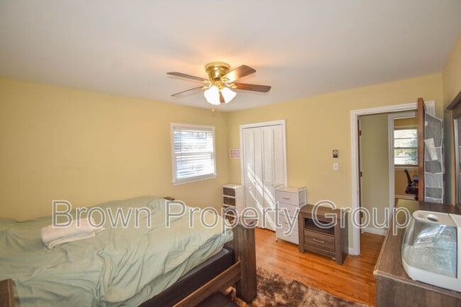 Building Photo - 1 Lee Ct