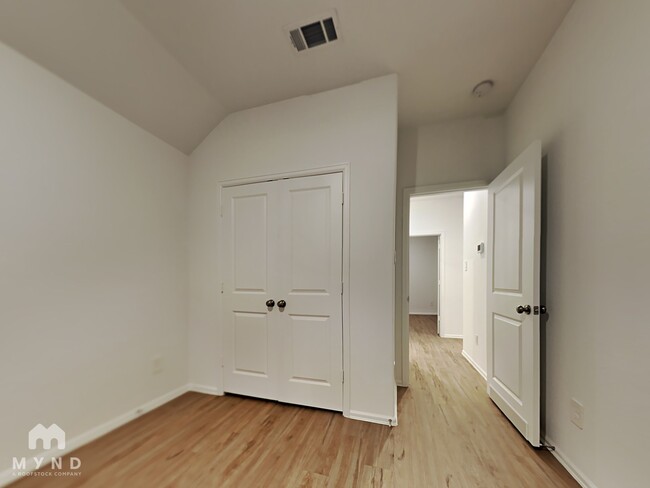 Building Photo - 21703 Thicket Point Ln