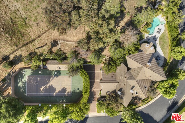 Building Photo - 16101 Valley Meadow Pl