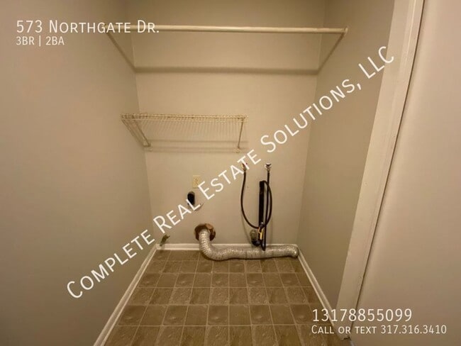 Building Photo - 573 Northgate Dr
