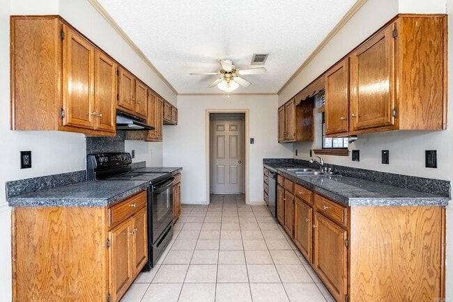 Building Photo - 12270 Maryland Pl