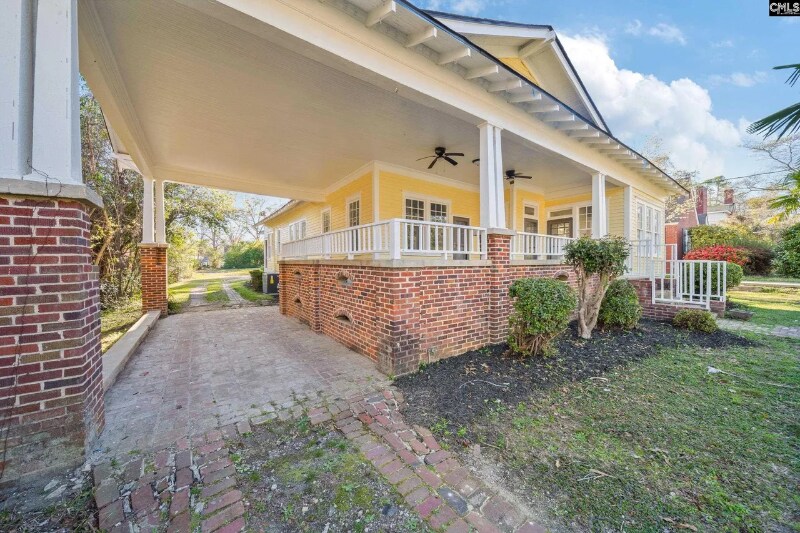 Building Photo - 1957 Broughton St