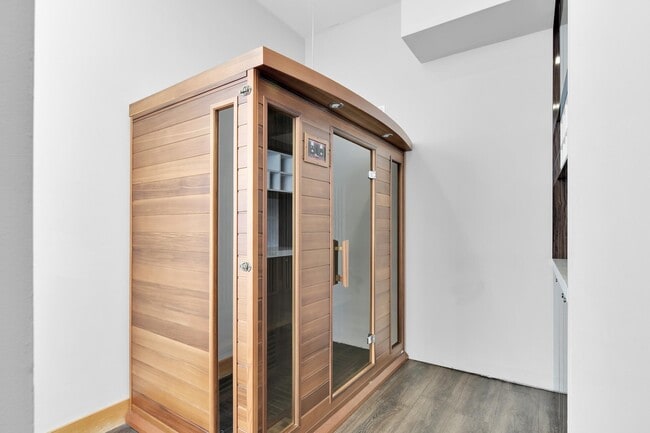 Building Photo - 99 SE Mizner Blvd