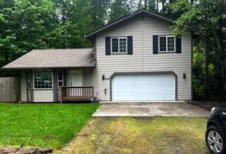 Building Photo - Outdoor Enthusiasts Dream Community! Clearwood in Yelm