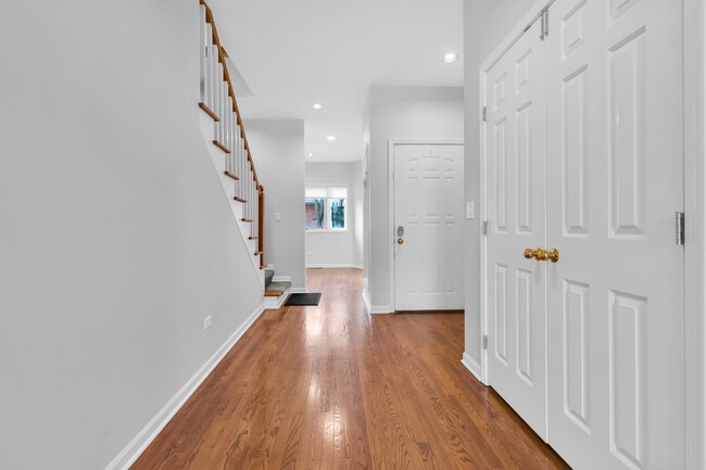 Building Photo - 1740 Melise Dr