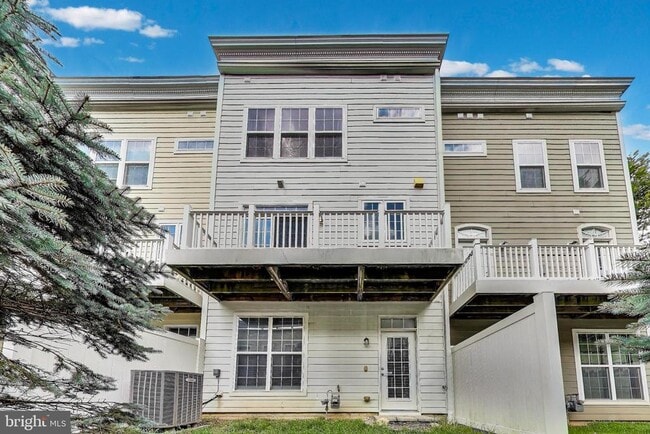 Building Photo - 2133 Little Sorrel Way
