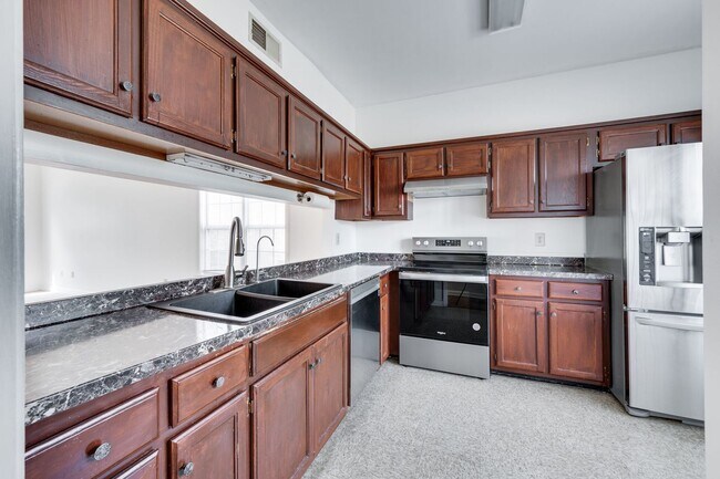 Building Photo - Great 3 bed 2 bath Home in Bellevue!