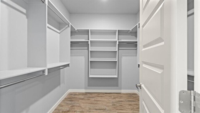 Building Photo - 12624 E Hefner Rd